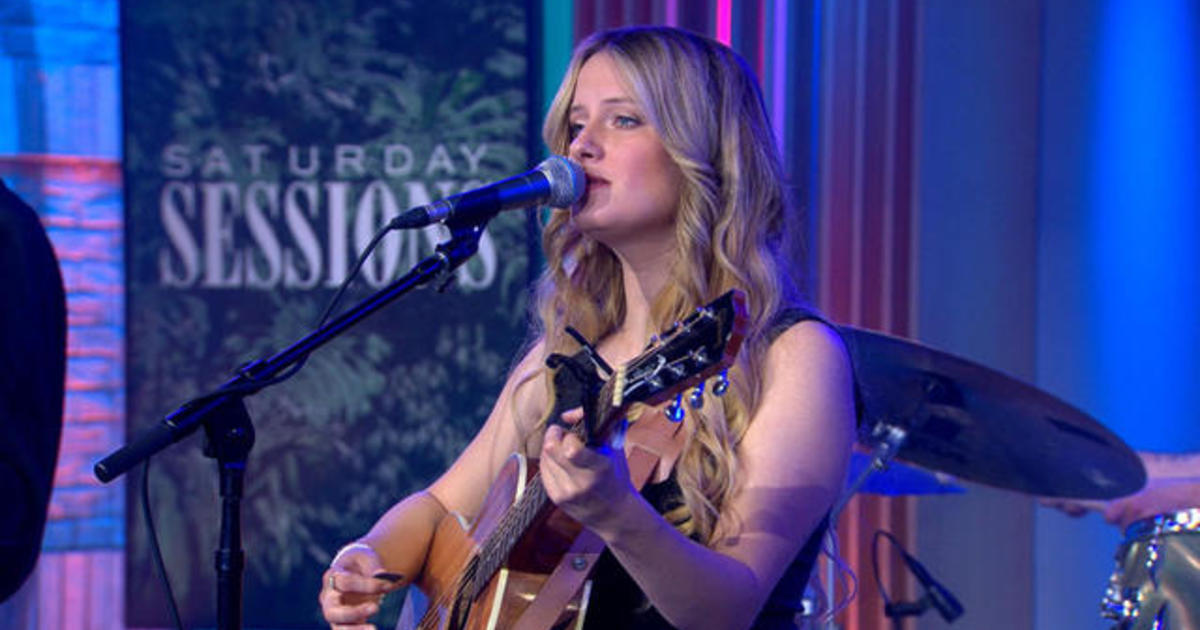 On Saturday, Abby Hamilton will be performing her song "Mayday" during the session.