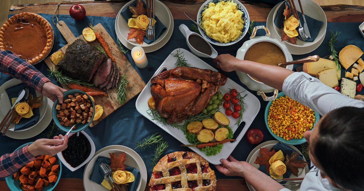 Recipes for Thanksgiving that can help you cut down on food expenses while still impressing your guests.