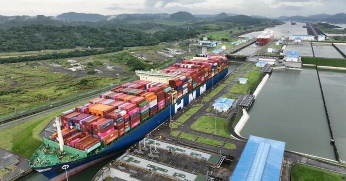 The lack of rainfall at the Panama Canal jeopardizes 40% of global cargo ship transportation.
