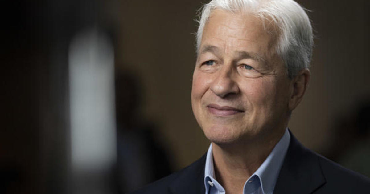 According to Jamie Dimon, the cryptocurrency industry should be shut down.