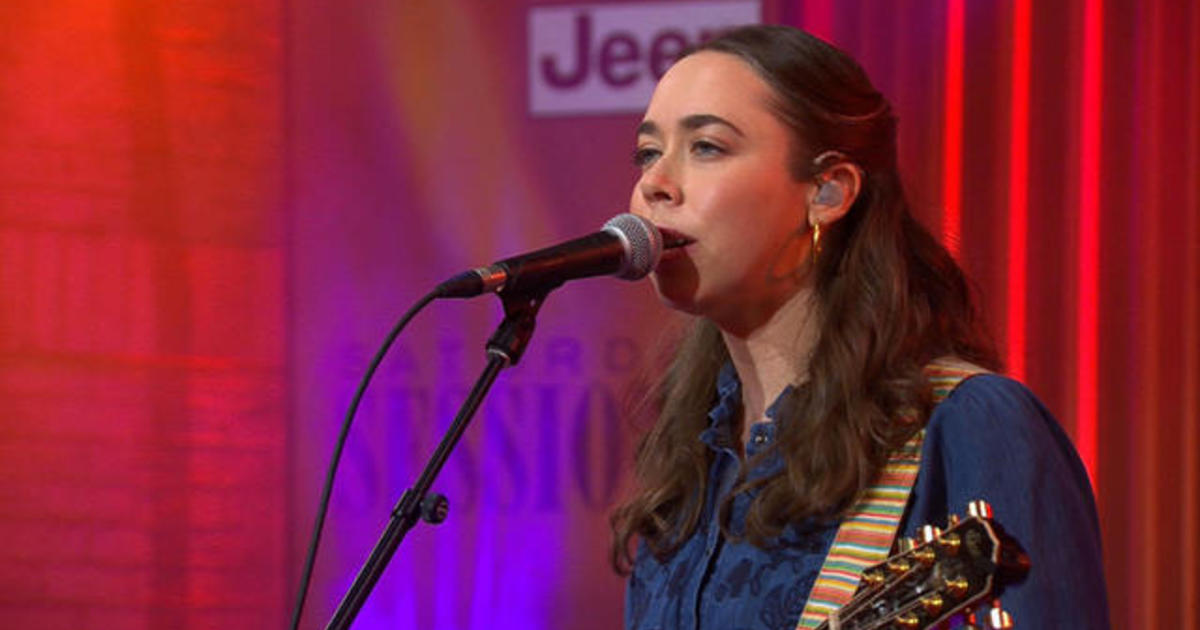 On Saturdays, Sarah Jarosz sings "When the Lights Go Out" during her performance.