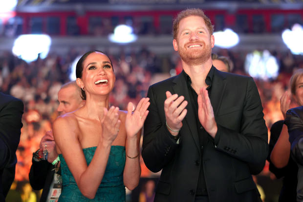 The Duke and Duchess of Sussex share a digital Christmas greeting.
