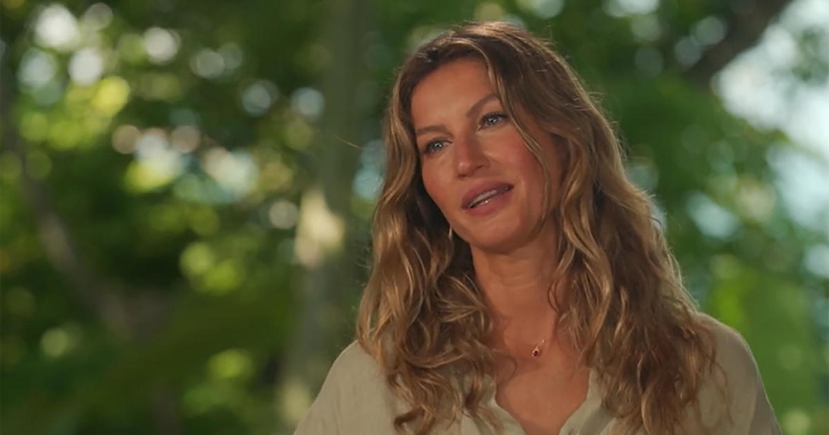 Gisele Bündchen honors her deceased mother, saying "You were a heavenly presence on this earth."
