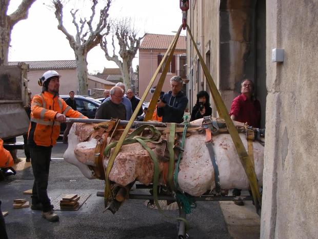 Man walking his dog finds nearly intact dinosaur skeleton in France