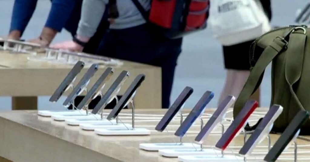 The Department of Justice files a lawsuit against Apple, claiming antitrust violations in relation to their iPhone.