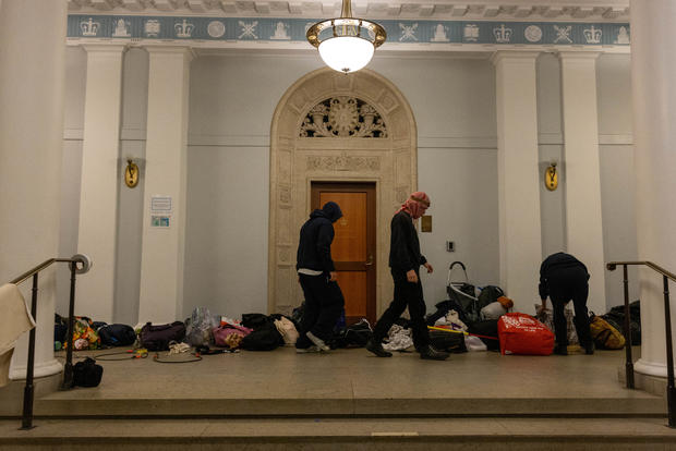 Columbia says protesters have occupied Hamilton Hall. Here's what's happening on campus today.