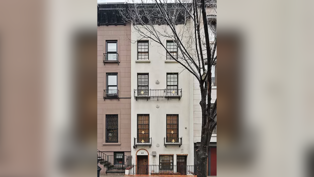 Exterior of the New York townhouse formerly owned by Frank Sinatra  