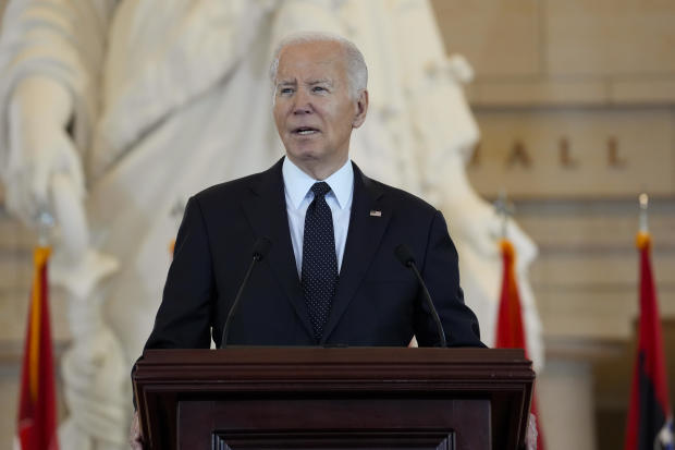 Biden condemns "despicable" acts of antisemitism at Holocaust remembrance ceremony