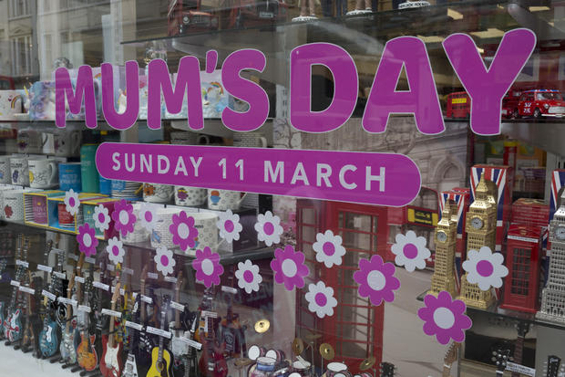 Mum's Day Shop Window 