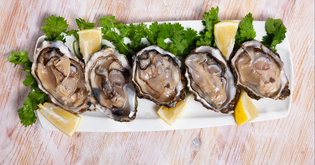 FDA issues warning about paralytic shellfish poisoning. Here's what to know.