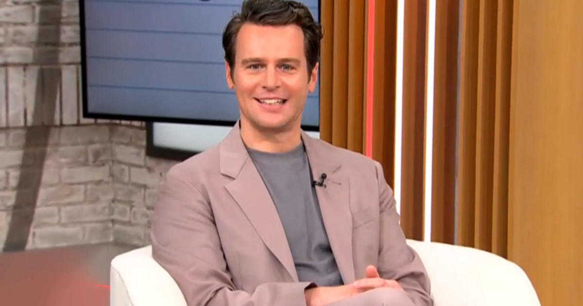 Jonathan Groff talks Tony nomination, role in "Merrily We Roll Along"