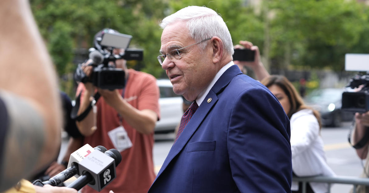 New Jersey's top federal prosecutor testifies Sen. Bob Menendez sought to discuss real estate developer's criminal case