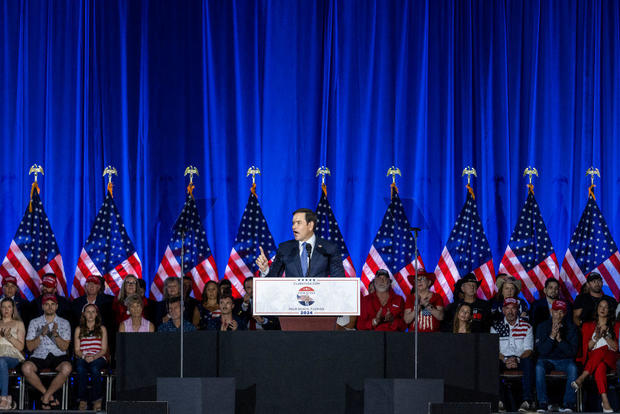 Trump celebrates 78th birthday in West Palm Beach as Rubio makes surprise appearance