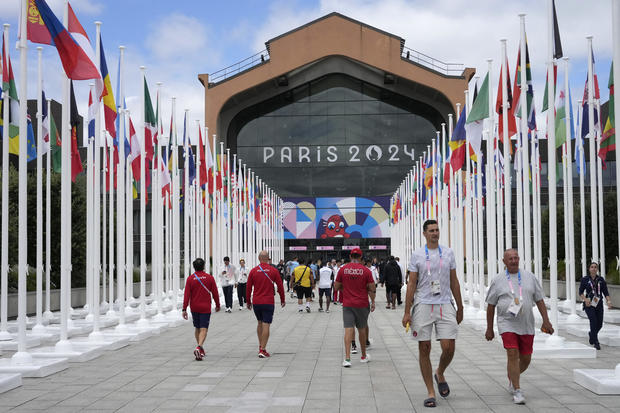 FRANCE-OLY-PARIS-2024-POLITICS 