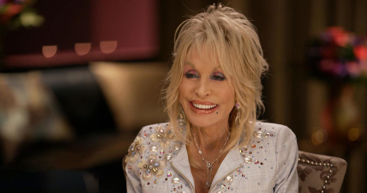 Behind the scenes with Dolly Parton at Dollywood's new attraction