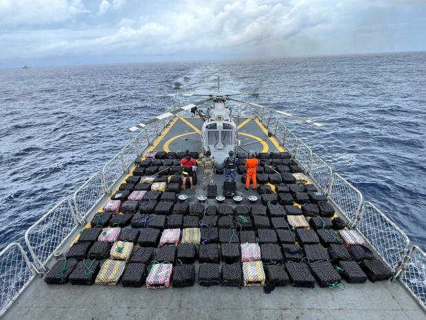 Dramatic video shows Mexico Navy seize 7.2 tons of suspected cocaine in high-speed chases in Pacific