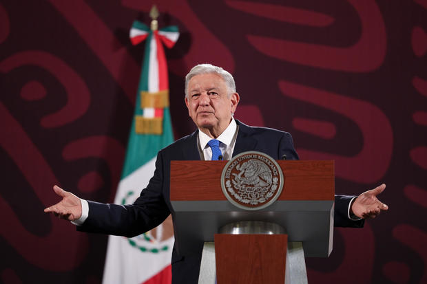 Mexico's president spars with reporters over safety and drug cartels, claims journalist is DEA informant