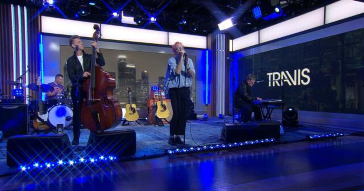 Saturday Sessions: Travis performs "Raze the Bar"