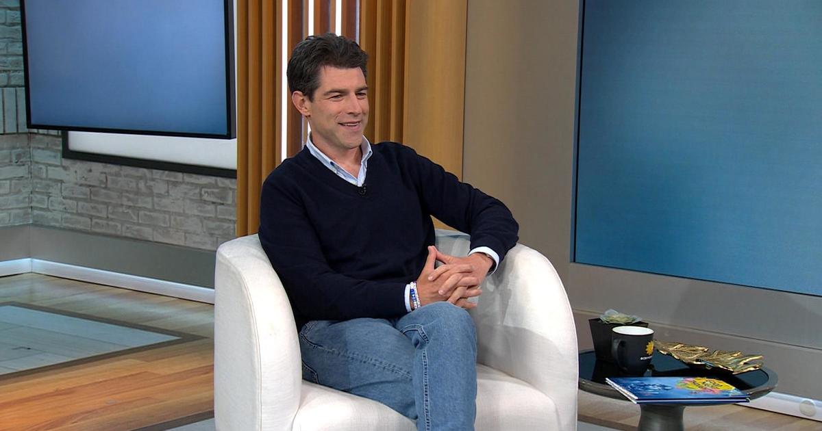 Actor Max Greenfield hopes new book helps kids face anxieties