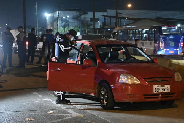 Ecuador prison director shot dead as she drove with coworker, second such killing this month