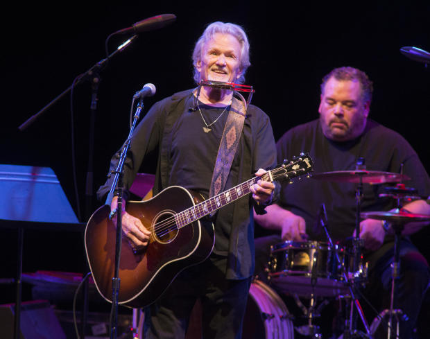 Kris Kristofferson, singer-songwriter and actor, dies at 88