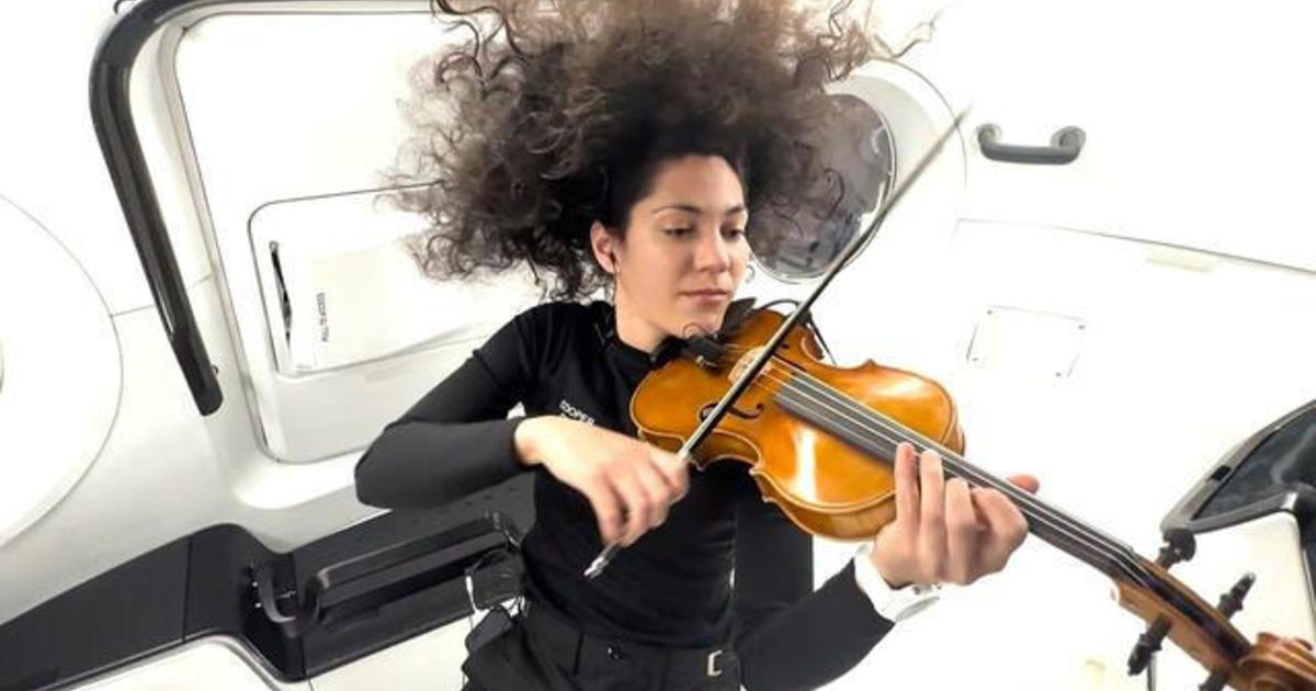 Polaris Dawn astronaut delivers violin performance from space