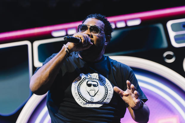 Rapper Fatman Scoop dies after collapsing during Connecticut show at age 53