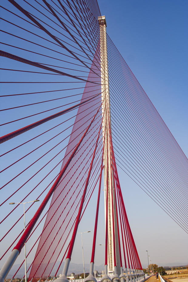 British man falls to his death from bridge in Spain while making online content