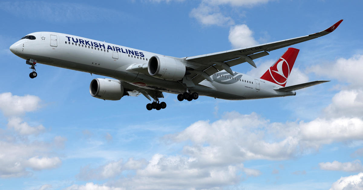 Turkish Airlines pilot dies mid-flight, forcing emergency landing in New York