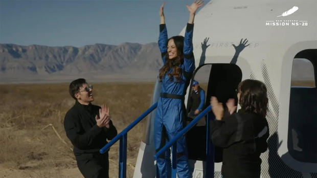 Blue Origin launches 6 tourists to edge of space, including couple making their second flight