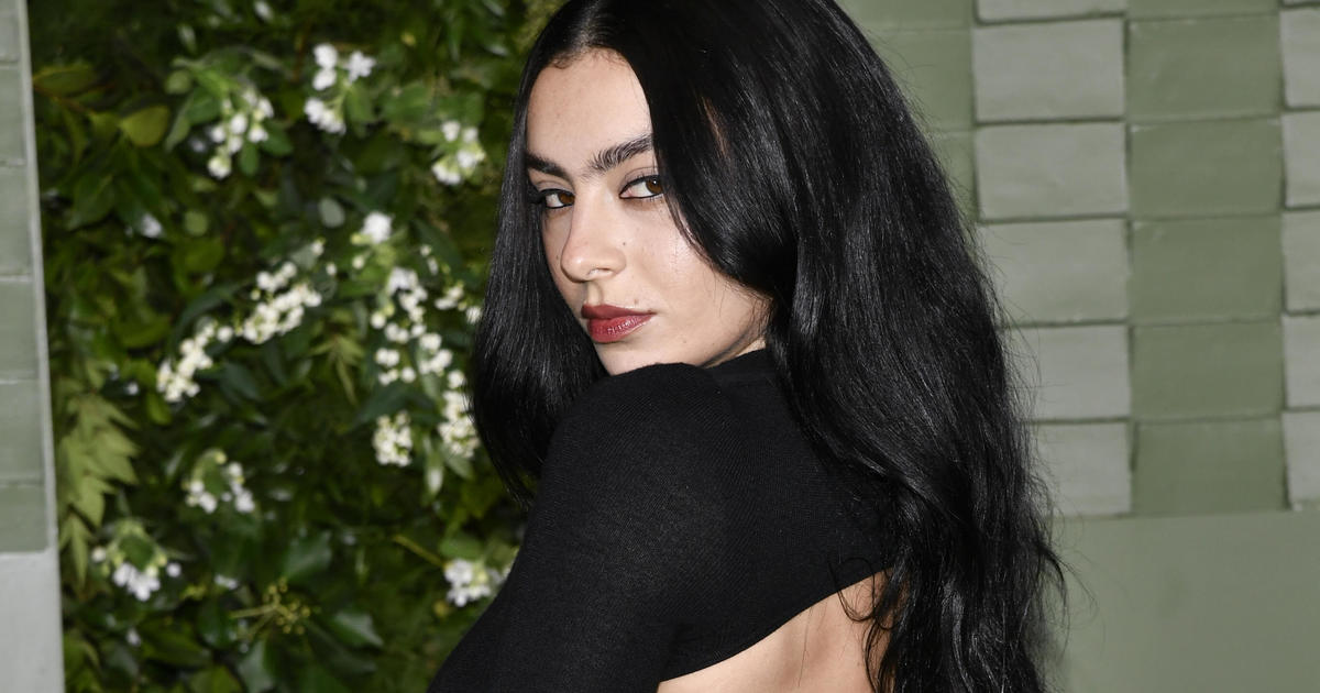 Charli XCX to host "Saturday Night Live" for the first time