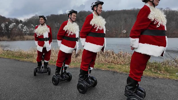 techno-claus-segway-2.jpg 