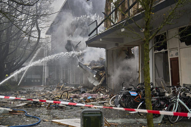 Explosion destroys apartments, injures several in Dutch city