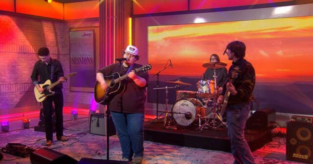 Saturday Sessions: Bayker Blankenship performs "Tennessee Sunset"