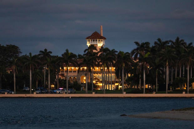 At Trump's freewheeling Mar-a-Lago, allies jockey for jobs, tee times and a spot on the buffet line