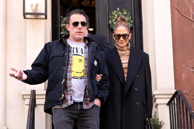 Jennifer Lopez and Ben Affleck settle divorce, ask judge to approve