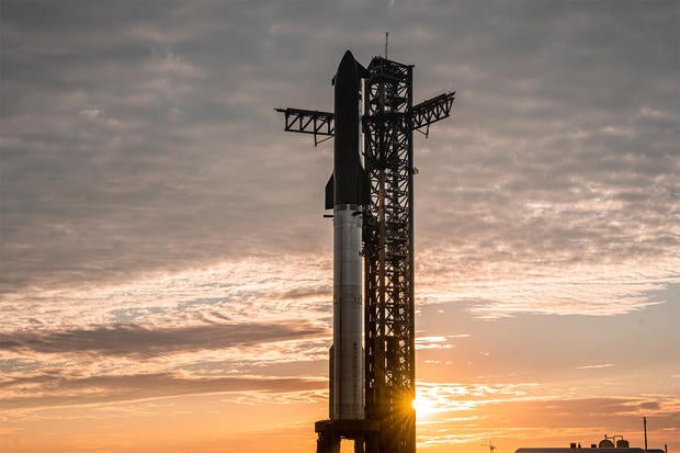 SpaceX pushes Starship test flight back one day due to weather