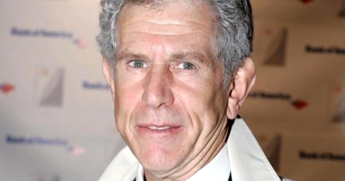 Actor Tony Roberts dies due to lung cancer complications at 85