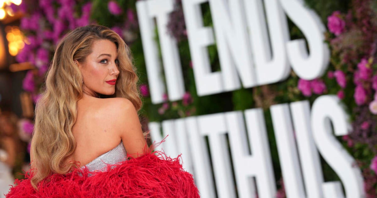 Blake Lively alleges Justin Baldoni made other women uncomfortable on set of "It Ends with Us"