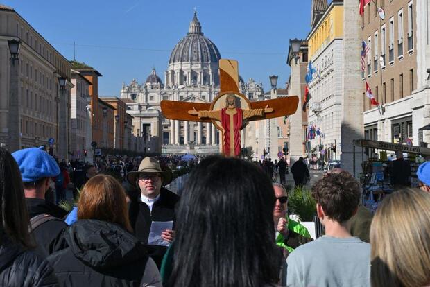 VATICAN-JUBILEE-PILGRIMAGE-HOLY DOOR 