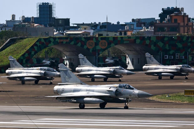 Taiwanese Air Force holds Sky Dragon drill amid tensions 