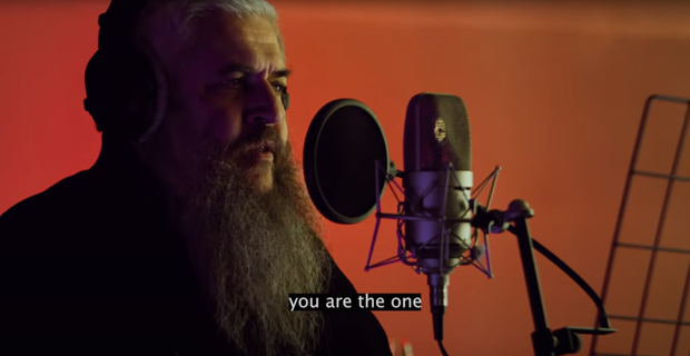 Ukraine's chief rabbi releases music video urging Trump to end war as Russian attacks continue